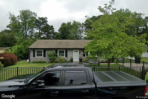Street view of 8 Comanche Tr, Pemberton, NJ 08015