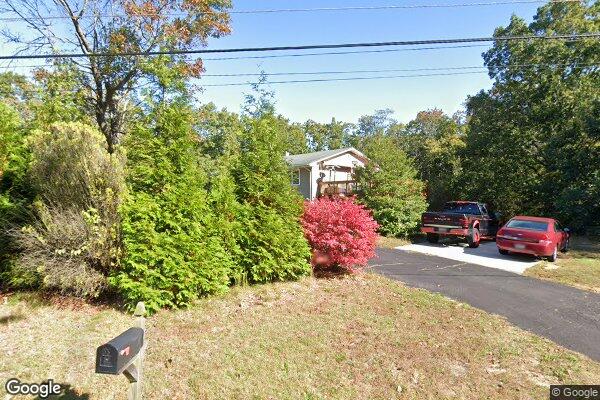 Street view of 132 Grant Ave, Chesilhurst, NJ 08089