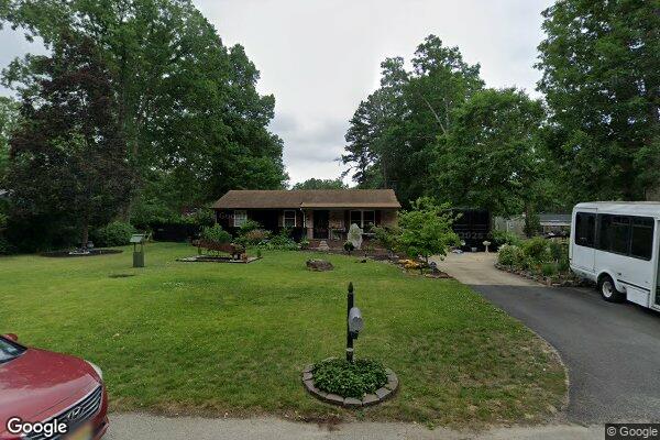 Street view of 423 Payson Ave, Chesilhurst, NJ 08089