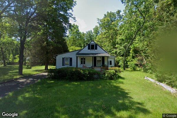 Street view of 425 Grant Ave, Chesilhurst, NJ 08089