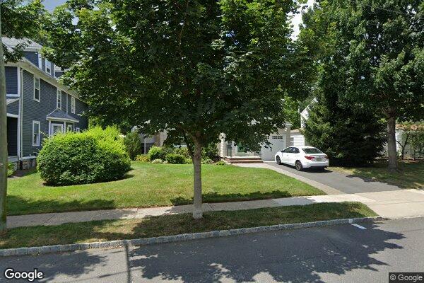 Street view of 10 College Ave, Montclair, NJ 07043