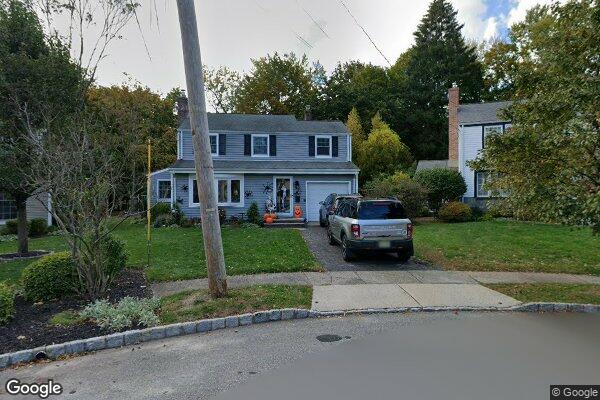 Street view of 16 Potter Ct, Montclair, NJ 07042