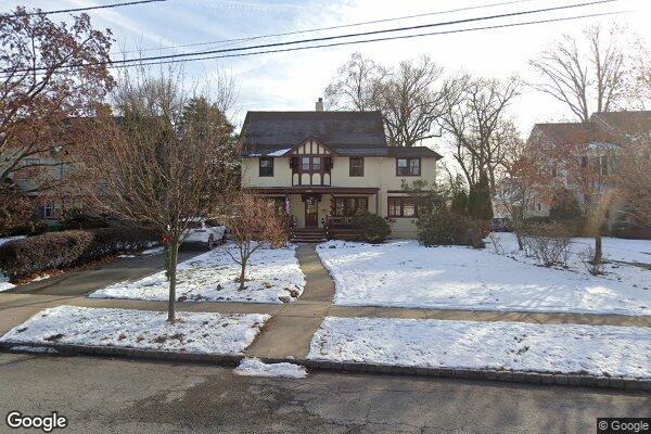 Street view of 207 Park St, Montclair, NJ 07042