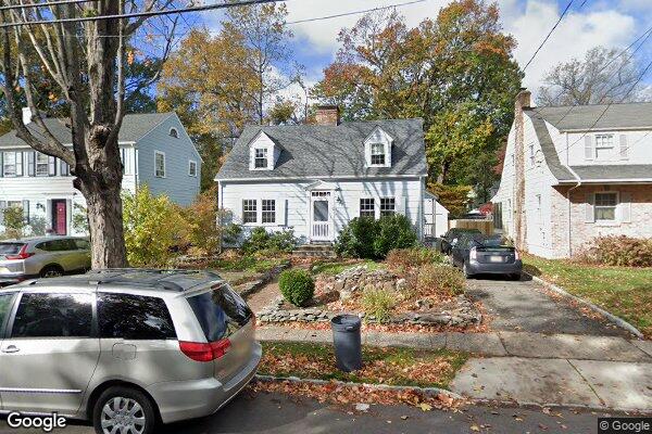 Street view of 26 College Ave, Montclair, NJ 07043