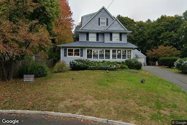 Street view of 31 Braemore Rd, Montclair, NJ 07043