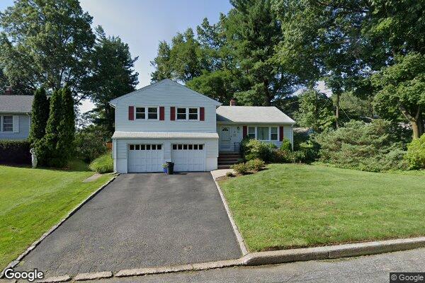 Street view of 33 Tuers Pl, Montclair, NJ 07043
