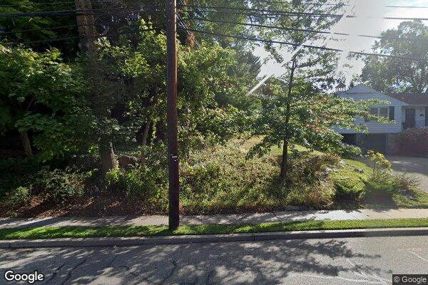 Street view of 477 Valley Rd, Montclair, NJ 07043