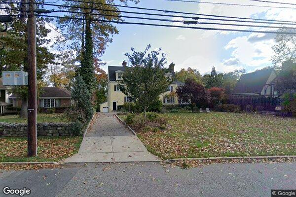 Street view of 497 Park St, Montclair, NJ 07043