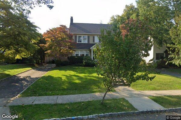 Street view of 4 Glenside Ter, Montclair, NJ 07043