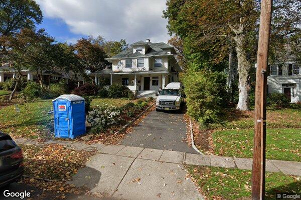 Street view of 538 Park St, Montclair, NJ 07043