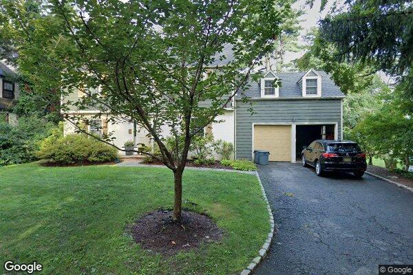 Street view of 6 Curtis Ter, Montclair, NJ 07042