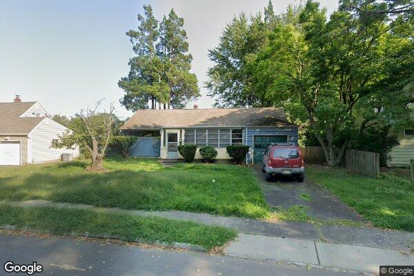 Street view of 7 Carlton Dr, Montclair, NJ 07043