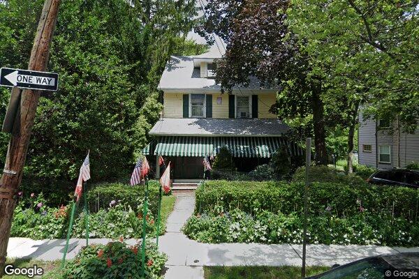Street view of 7 Laurel Pl, Montclair, NJ 07043