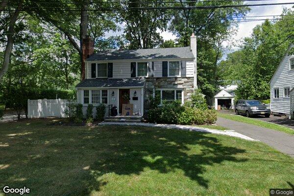 Street view of 8 Amherst Pl, Montclair, NJ 07043