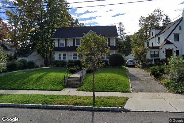 Street view of 8 Yale Ter, Montclair, NJ 07042