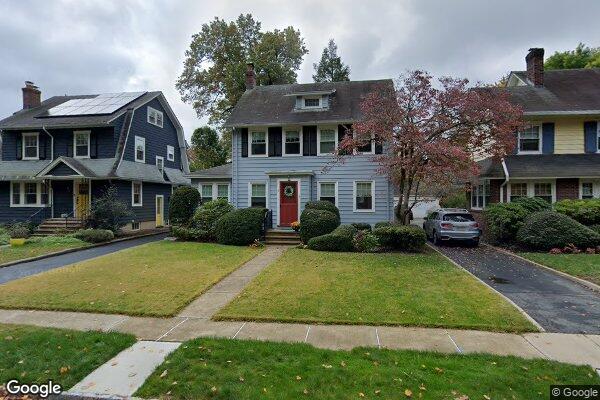 Street view of 9 Euclid Pl, Montclair, NJ 07042