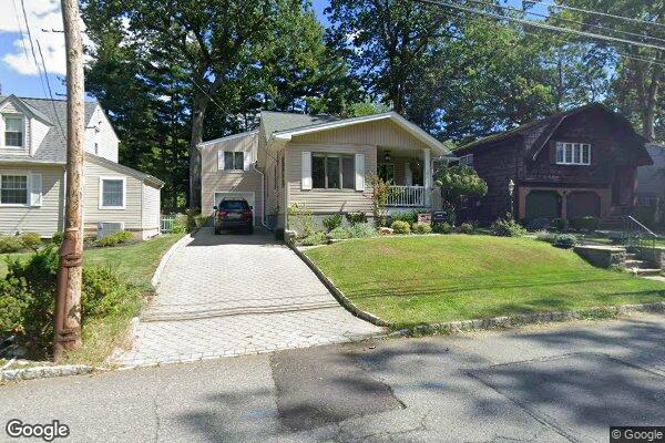 Street view of 40 Maple Ave, West Orange, NJ 07052
