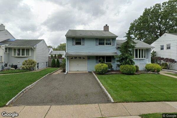 Street view of 41 Sterling Dr, Woodbridge, NJ 07067