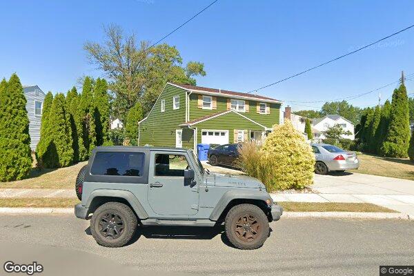 Street view of 78 Pine St, Woodbridge, NJ 08830