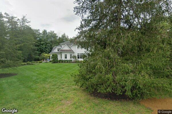 Street view of 8 Heathcliff Rd, Rumson, NJ 07760