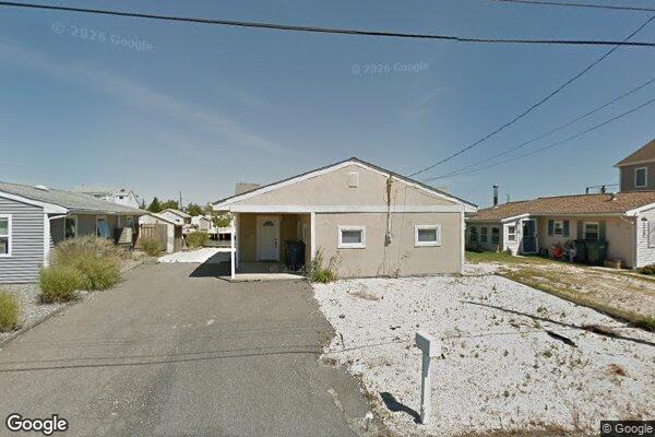 Street view of 123 E Mohawk Dr, Little Egg Harbor, NJ 08087