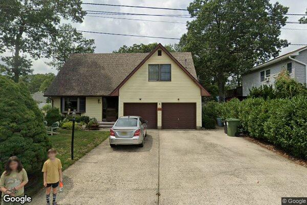 Street view of 607 Hillside Ave, Pine Beach, NJ 08741