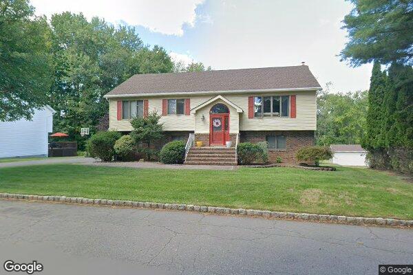 Street view of 9 Weldon Ct, Totowa, NJ 07512