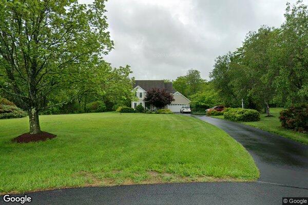 Street view of 10 Meadow Ln, Fredon, NJ 07860