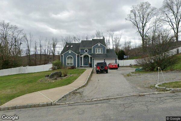 Street view of 1 Colonial Cir, Vernon, NJ 07418