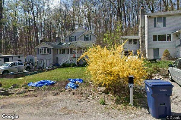 Street view of 5 Wenatchee Rd, Vernon, NJ 07422