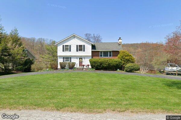 Street view of 7 Meadow Ln, Vernon, NJ 07462