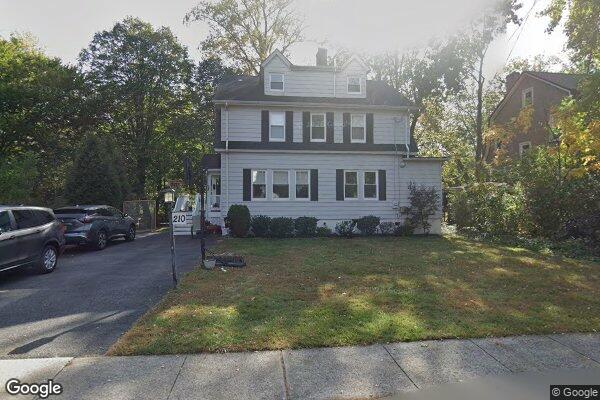 Street view of 210 Hampton St, Cranford, NJ 07016