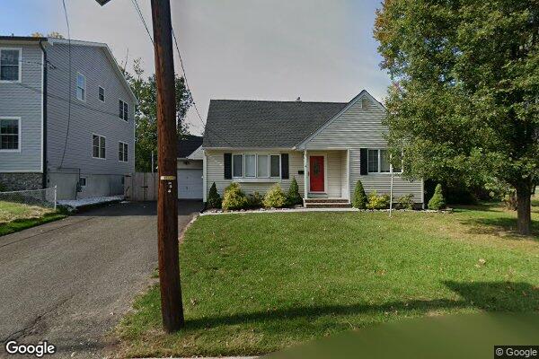 Street view of 4 Cedar St, Cranford, NJ 07016