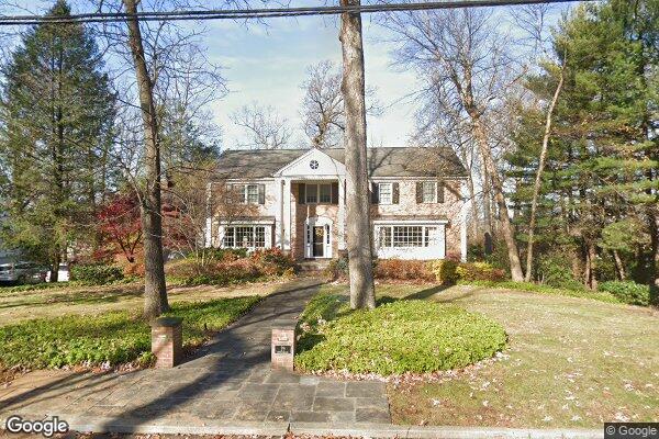 Street view of 29 Greenbriar Dr, Summit, NJ 07901
