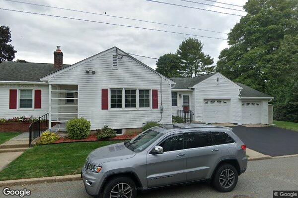 Street view of 300 E Baldwin St, Hackettstown, NJ 07840