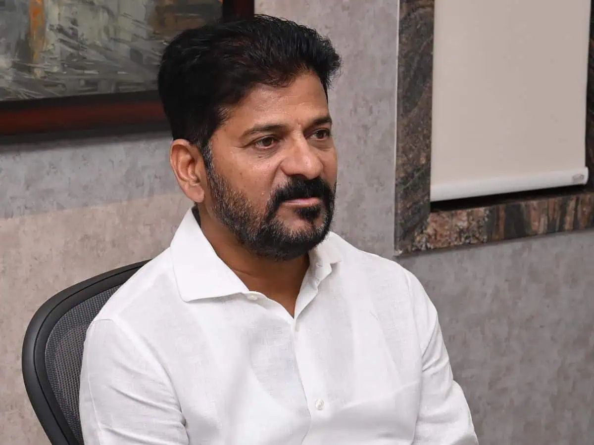 పాలమూరు ప్రాజెక్టుల పురోగతిపై సమీక్ష