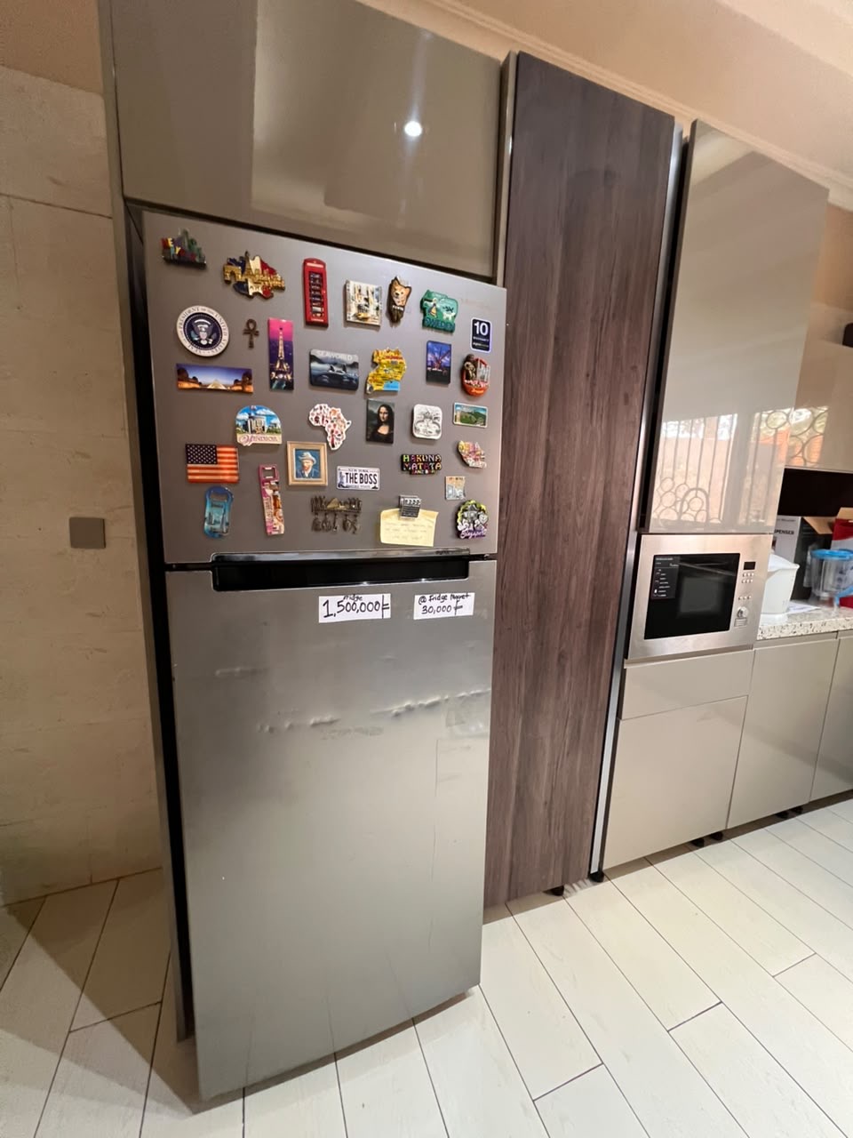 Double-door fridge