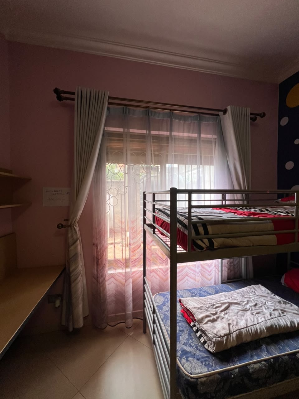Kids bunk bed