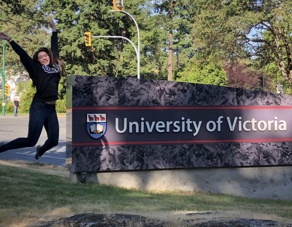 Du học Canada với University of Victoria – học bổng bao la – trải nghiệm tối đa – tương lai vươn xa!