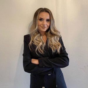 Esin AKSOY