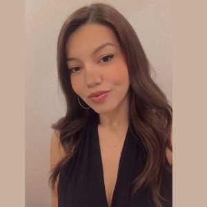 Melis ÖZER