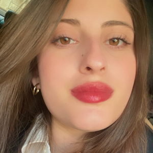 Büşra SELÇUK