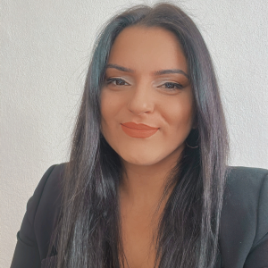 Yasemin ŞAHİN