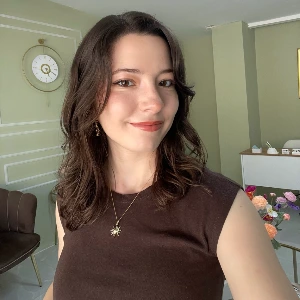 Psikolojik Danışman Dilara YEŞİLYURT Profil Fotoğrafı