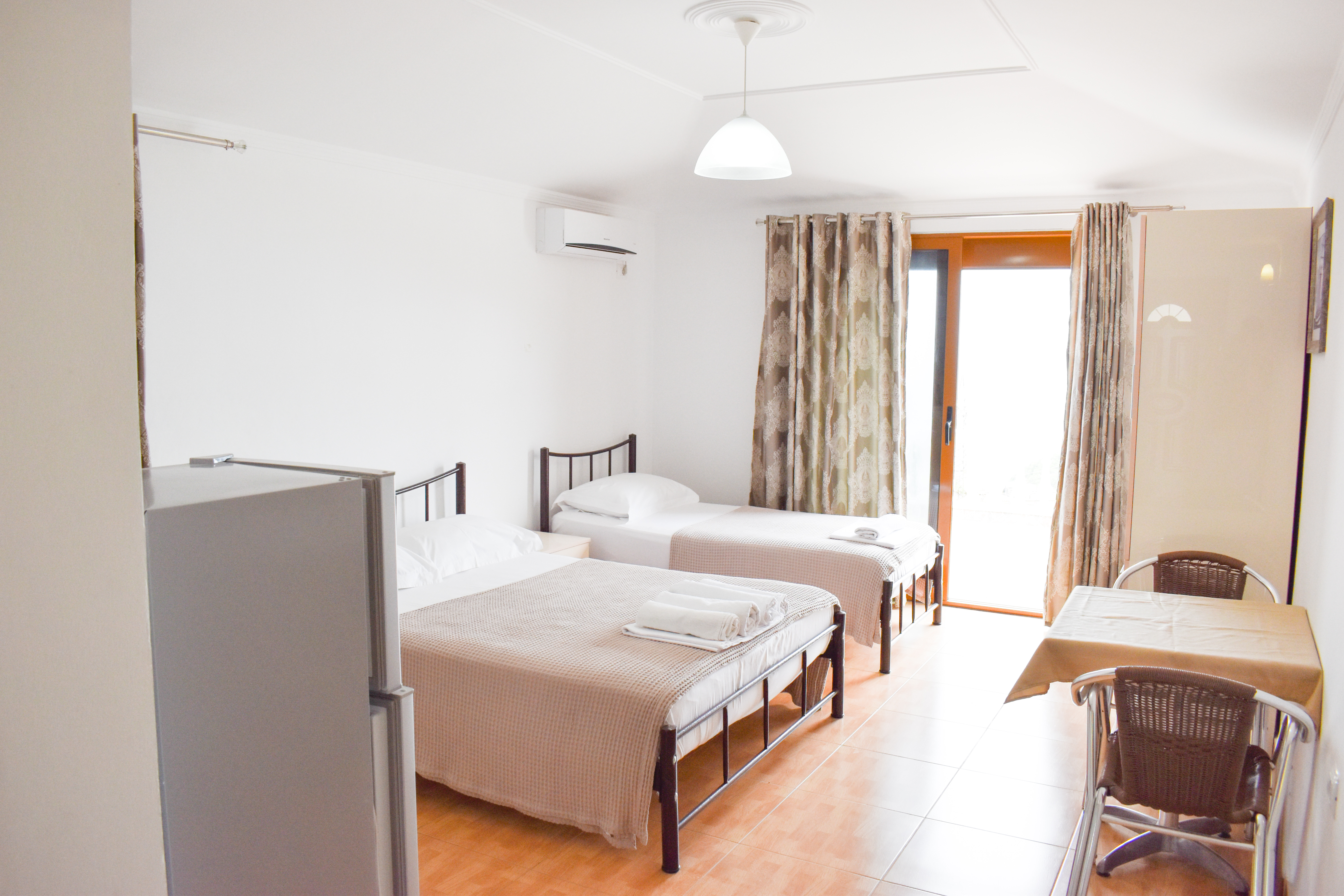 Economy Triple Room With Sea View