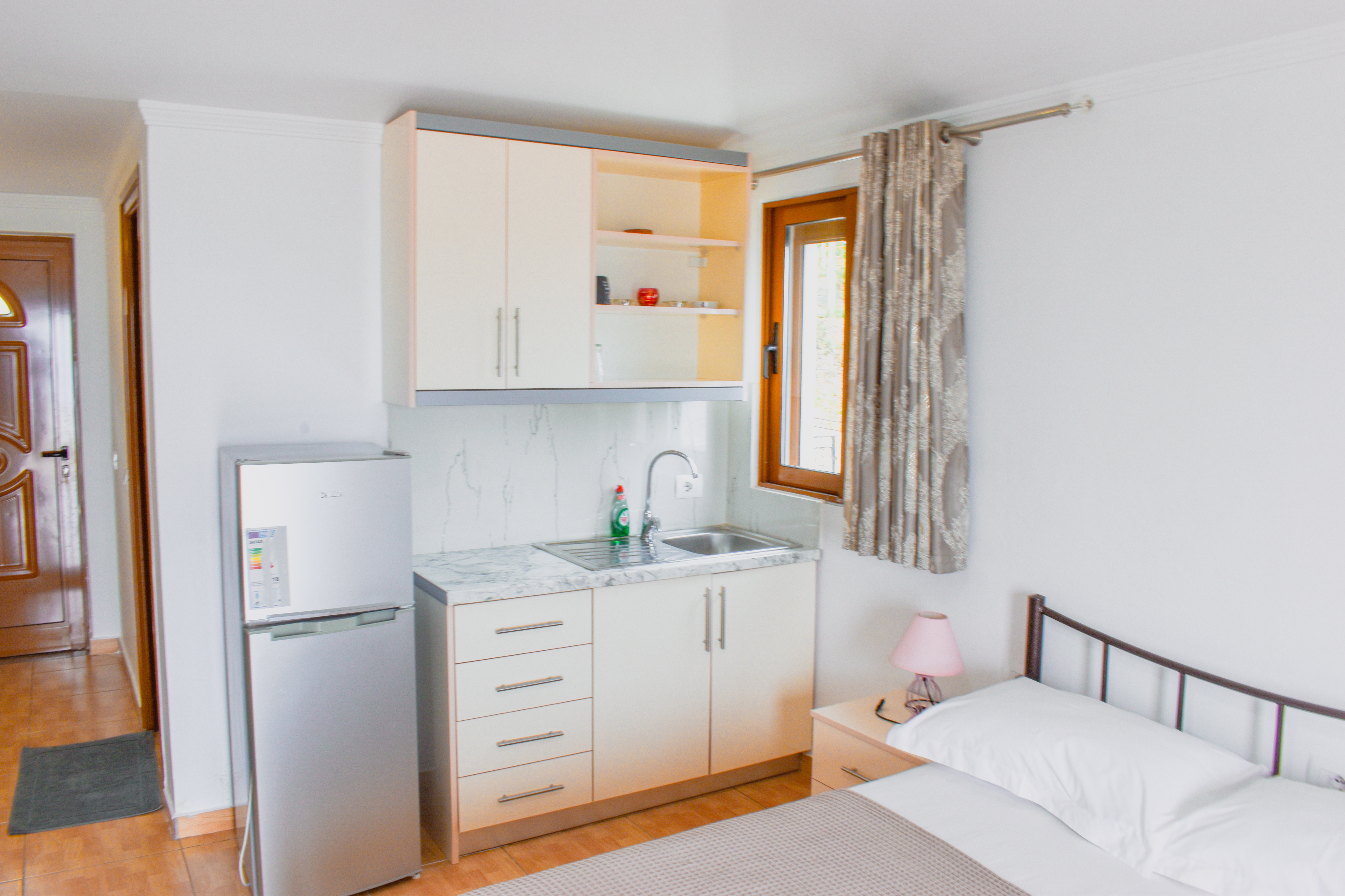 Economy Triple Room With Sea View