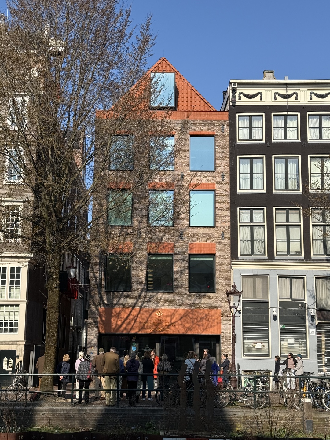 Ons' Lieve Heer op Solder (Exterior)