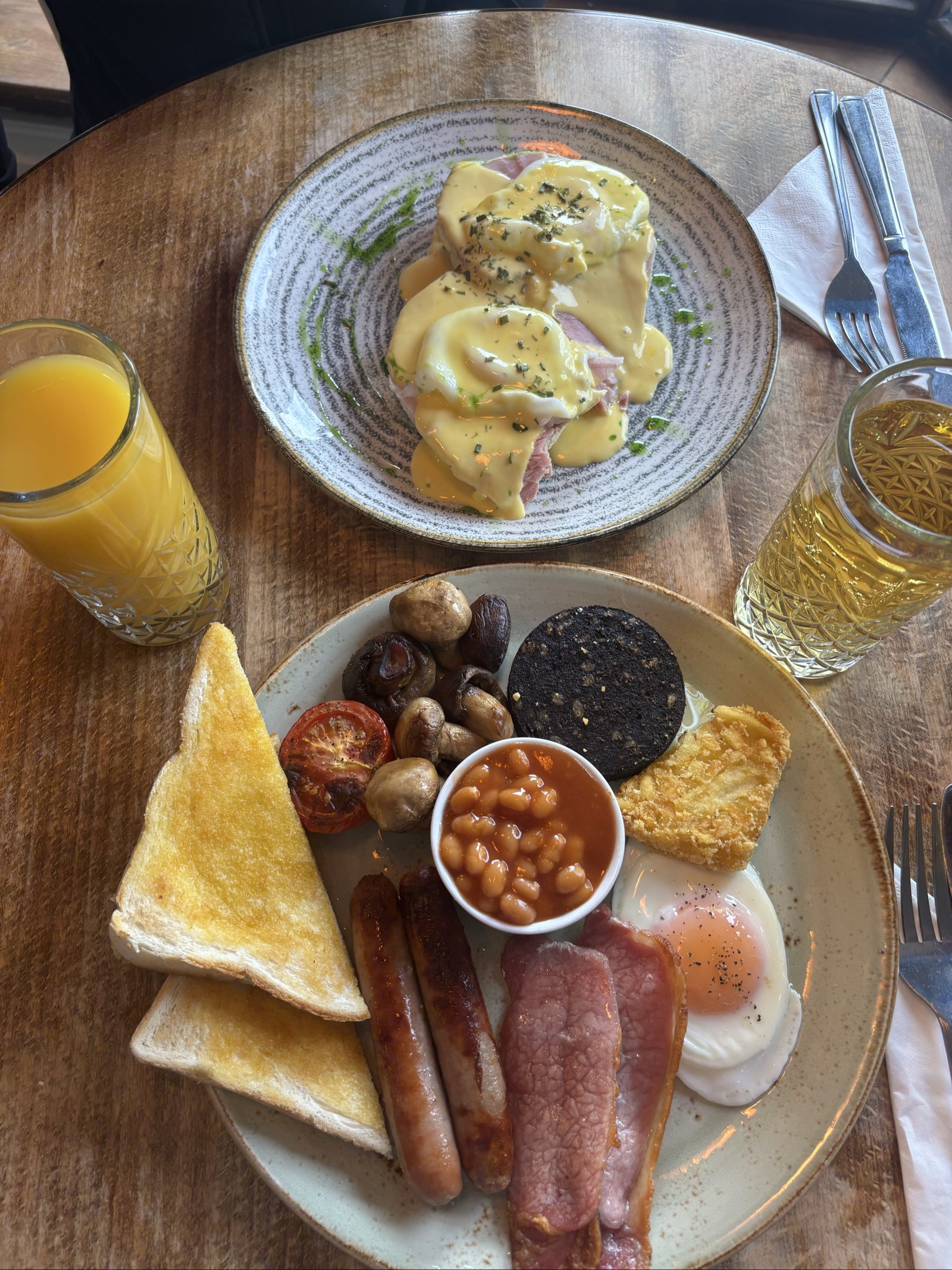 Attermire Cafe Bar