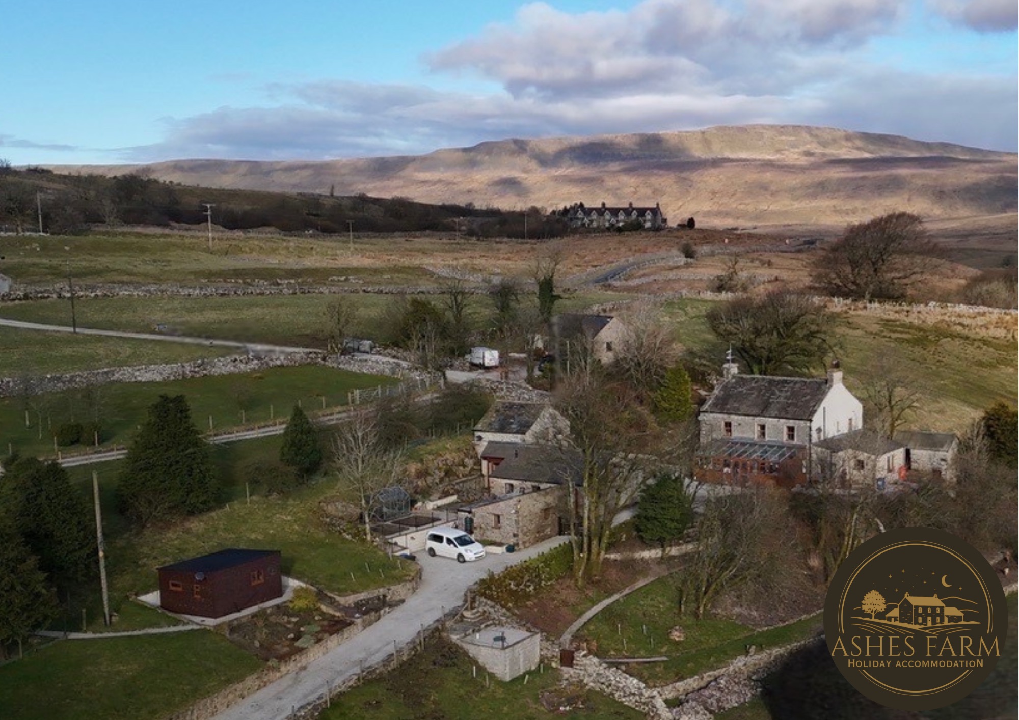 Ashes farm Bed & Breakfast, Holiday Cottage And Lodges