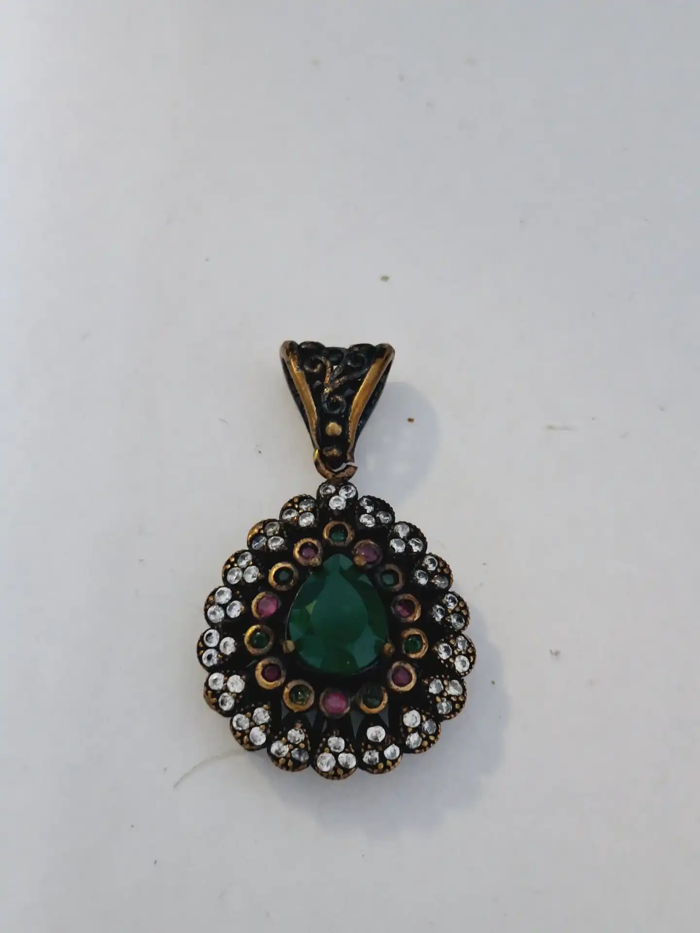 תליון כסף925 מושחר וינטג' משובץ באבני חן ממקסיקה